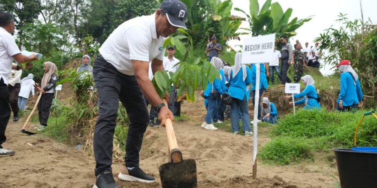 Rayakan Setahun Transformasi, Regional 1 PTPN1 Antisipasi Abrasi Sungai Blumai
