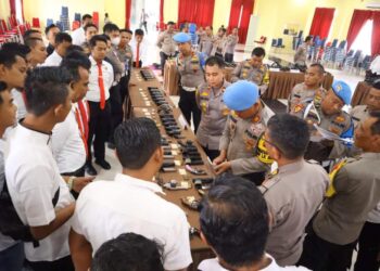 Polres Kampar Gelar Apel Pemeriksaan Penggunaan Senpi Dan Amunisi