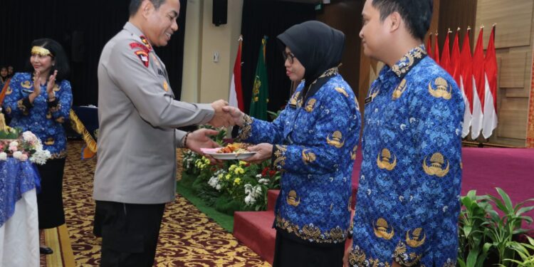 Polda Sumsel Menggelar Syukuran Memperingati Hari Ulang Tahun (HUT) Korpri Ke- 53