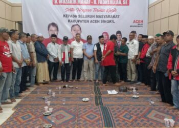 Konferensi Pers, Mualem– Dek Fadh Ucapkan Terima Kasih Kepada Seluruh Masyarakat Aceh Singkil 