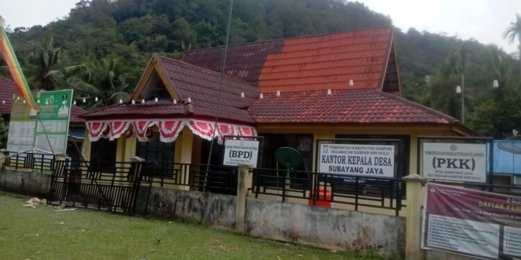 Diduga Dana Desa Masuk Kantong Pribadi, Kades Subayang Jaya Bungkam Saat Dikonfirmasi