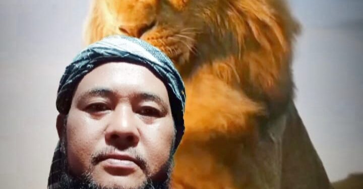 Persipari Gindo Mudo Anak Singa Berantai