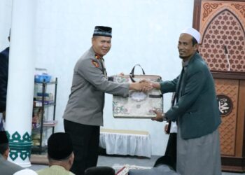 Safari Subuh Di Masjid Raudhatul Jannah, Wakapolres Samsir : Galakkan Shalat Berjamaah Dan Dukung TNI-Polri Jaga Kamtibmas