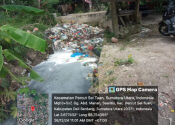 Diduga UD. SU ANDA Membuang Limbah B3 Di Aliran Irigasi Secara Terbuka