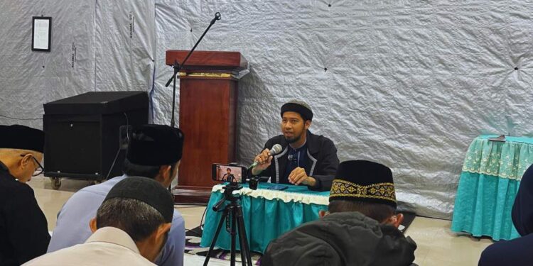 Ustadz Al Fajar : Upaya Syaithan Dalam Mengganggu Manusia