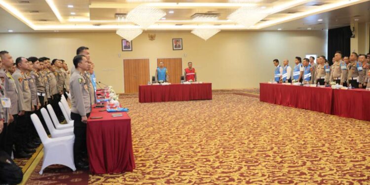 Penandatanganan Pakta Integritas Bagi Panitia Dan Peserta Seleksi Terpadu Polda Sumsel