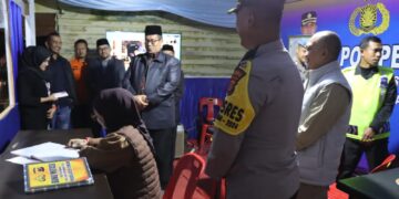 Kapolres Aceh Tengah Dan Forkopimda Cek Pos Pam Ops Lilin Seulawah Disertai Pemberian Bingkisan