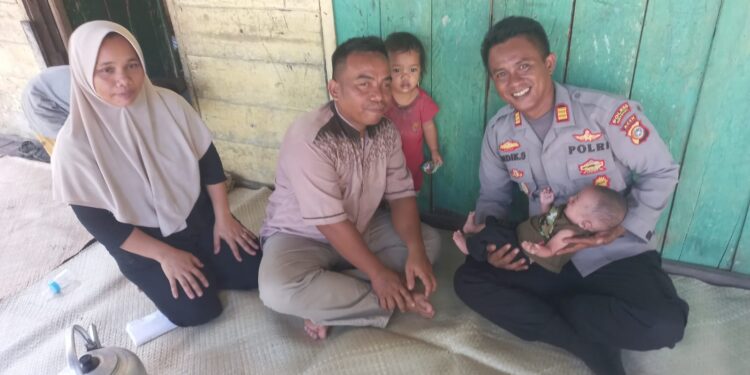 Kapolres Aceh Singkil Berikan Bantuan Operasi Untuk Anak Penderita Bibir Sumbing