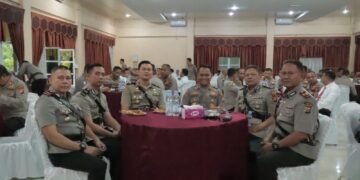 Momen Haru Dan Suka Cita Warnai Acara Kenal Pamit Wakapolres, 2 Kapolsek Polres Kuansing