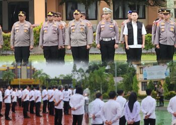 Pimpin Apel Perdana, Kapolres Siak Tekankan Nilai “Bersih” Untuk Layanan Prima