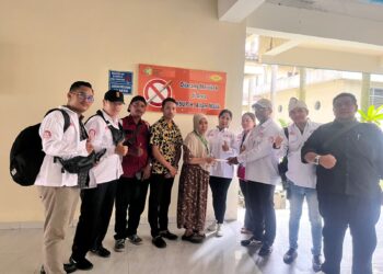 APPI Sumut Dan LSM Gempur Deli Serdang Berikan Bantuan Kepada Anak Penderita Penyakit Hicprung