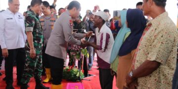 Kapolda Andi Rian R. Djajadi Bersama Forkopimda Plus Sumsel Turun Langsung Penanaman Jagung Serentak