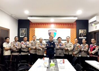 Kabid Propam Polda Sumsel Memberikan Motivasi Dan Semangat Bagi Personil Ikuti PNPP