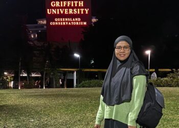 Cut Linda Marheni Muhammad Resmi Raih Gelar Doktor Dari Griffith University, Australia