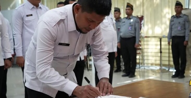 Karutan Takengon Tanda Tangan Pakta Integritas Dan Perjanjian Kinerja Tahun 2025