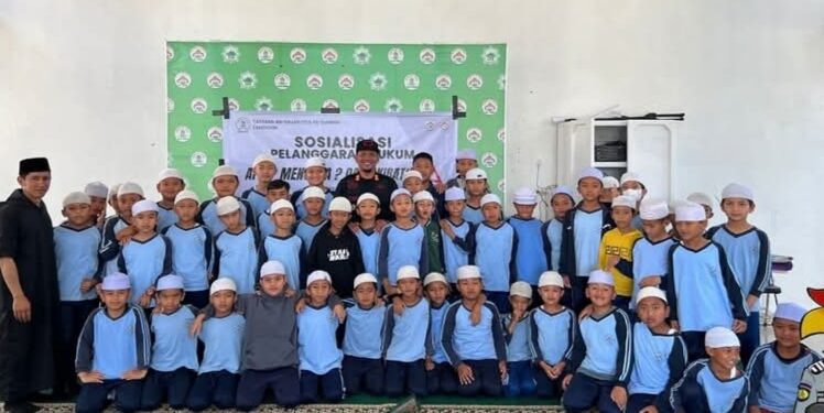 Karutan Husni Gelar Edukasi Hukum Kepada Pelajar Yayasan An Najah Takengon