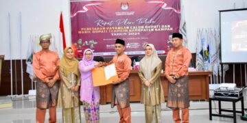 Kado Hari Jadi ke 75 Kampar, Pleno Terbuka KPU Tetapkan Bupati Dan Wakil Bupati Kampar Ahmad Yuzar – Misharti