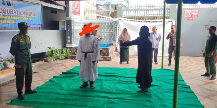 3 Terdakwa Jarimah Maisir(Judol) Dihukum Cambuk 11 Kali