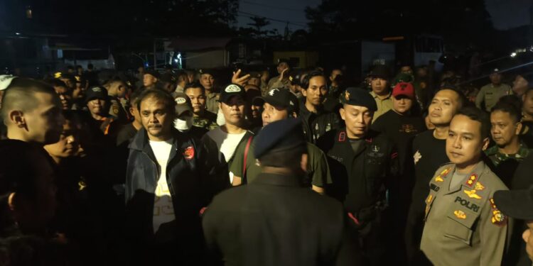 Polisi Dan TNI Berhasil Redam Bentrokan Dua Ormas Di Siak Hulu, Mediasi Dilakukan Untuk Cari Solusi Konflik Lahan