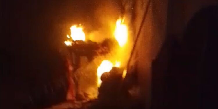 Sebuah Ruko Nyaris Hangus Dilalap Sijago Merah, BPBD Gerak Cepat Padamkan Api