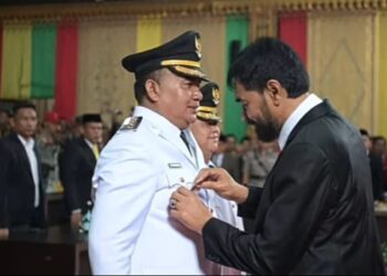 Gubernur Aceh Resmi Lantik Bupati Aceh Tenggara, Begini Pesan Mualem