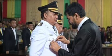 Gubernur Aceh Resmi Lantik Bupati Aceh Tenggara, Begini Pesan Mualem