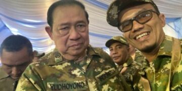 Walikota Subulussalam Bertemu Dengan SBY presiden RI Ke 6 Saat Retreat Di Magelang