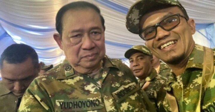 Walikota Subulussalam Bertemu Dengan SBY presiden RI Ke 6 Saat Retreat Di Magelang