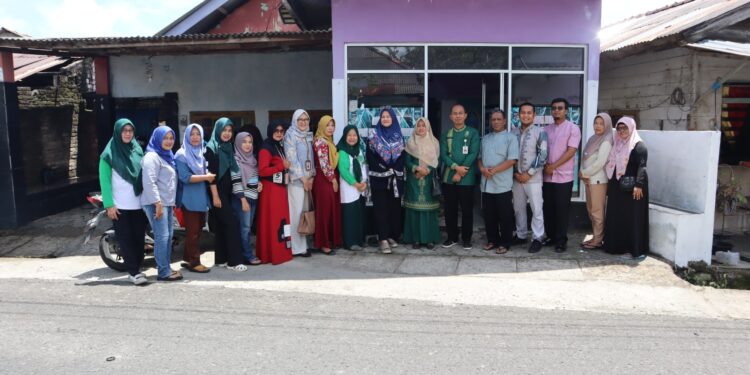 Jum’at Berkah Jelang Ramadhan, Bapas Pangkalpinang Salurkan Bantuan Uang Tunai Melalui HKTI Babel