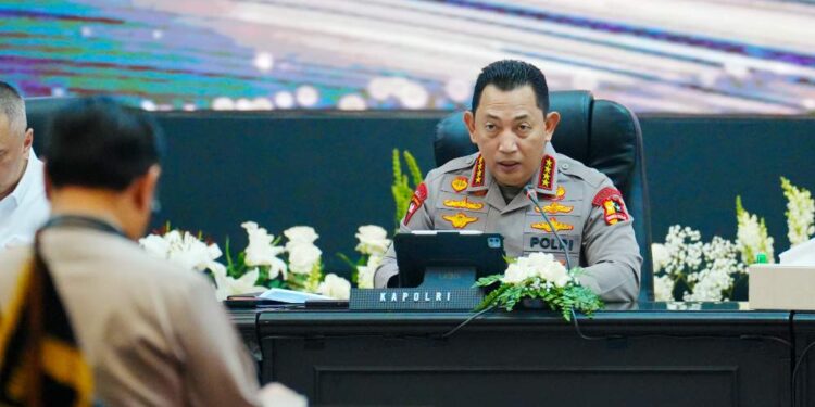 Kapolri : Beri Pelayanan Maksimal Saat Mudik, Buka Hotline 110