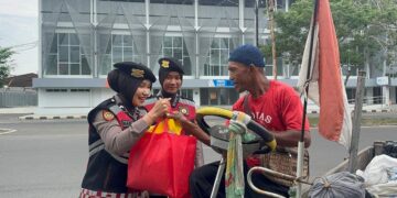 Jum’at Berkah Di Bulan Ramadhan, Ditsamapta Polda Aceh Kembali Bagi Sembako