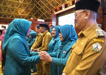 Resmi Ny. Meutia Fauziah Tagore dilantik sebagai Ketua TP-PKK Bener Meriah 