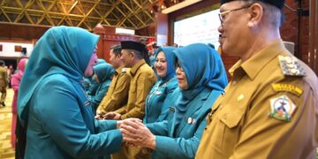 Resmi Ny. Meutia Fauziah Tagore dilantik sebagai Ketua TP-PKK Bener Meriah 