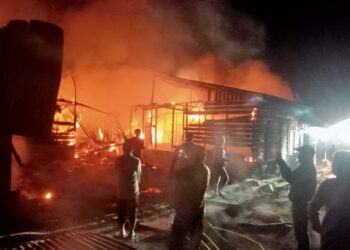 Kebakaran Hanguskan 6 Rumah Di Pantan Tengah Jaya, Kerugian Mencapai Rp 700 Juta