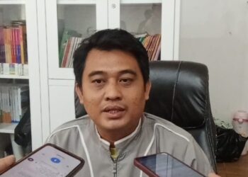 Pembagian Paket Sembako Sekolah Islam Terpadu Zain Al Muttaqin Palembang