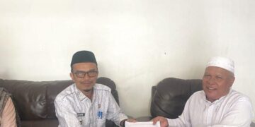 Gaji Pertama Walikota Subulussalam Serahkan Ke Pesantren Darul Muta’allimin Tanah Merah