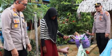 Bagai Dapat Durian Runtuh, Hasannah Dikunjungi Kapolres Aceh Timur 