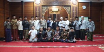 Safari Ramadhan, Kapolres Aceh Tengah : Ke Masjid Pastikan Kompor Mati Dan Ingatkan Anak Tidak Balap Liar