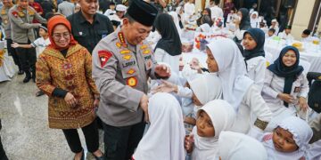 Berbagi Takjil Dan Buka Puasa Bersama, Kapolri Perkuat Sinergi Dengan Media Dan Masyarakat