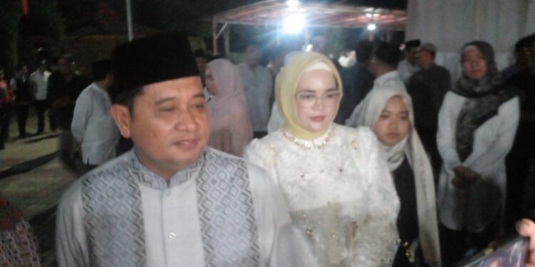 Gubernur Sumsel Dan Ketua TP PKK Berbuka Puasa Bersama Masyarakat Banyuasin