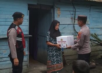 Polsek Wih Pesam Berbagi Kasih Di Bulan Suci Ramadhan