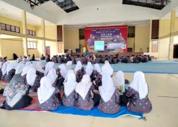 PWI Kota Langsa Ajak Siswa SMKN 2 Bijak Bermedsos 
