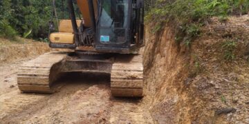 Belum Ada Izin Dari Pemerintah, Kades Dua Sepakat Diduga Buka Jalan Dalam Kawasan