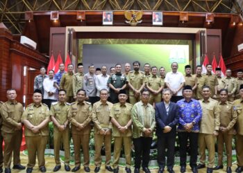 Wakapolda Aceh Misbahul Munauwar Hadiri Rapat Forkopimda Bersama Bupati Dan Wali Kota
