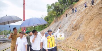 Jelang Mudik Lebaran, Bobby Nasution Berhentikan Sementara Perbaikan Jalan Batu Jomba Tapsel