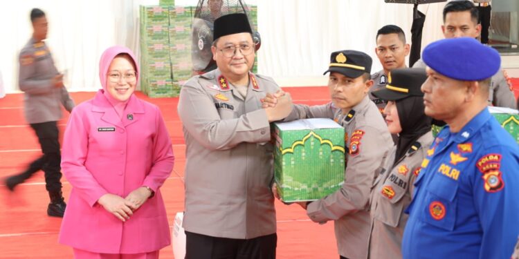 Kapolda Aceh Hadiri Bazar Ramadhan Polri Presisi Dan Baksos Dipimpin Kapolri Secara Virtual