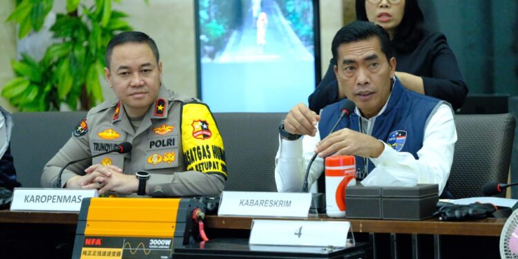 Polri Ungkap Sindikat Penipuan Online Berkedok Fake BTS dan SMS Blast, 2 WNA Cina Ditangkap