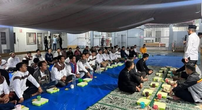 Penuh Berkah Jalinan Kebersamaan, Jajaran Rutan Takengon Buka Puasa Bersama Warga Binaan