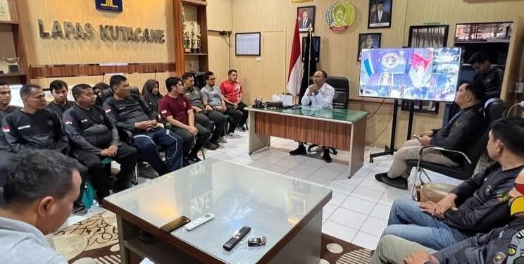 Pimpin Rapat Bersama Lapas Kutacane, Kakanwil Ditjenpas Aceh Pupuk Percaya Diri Pegawai