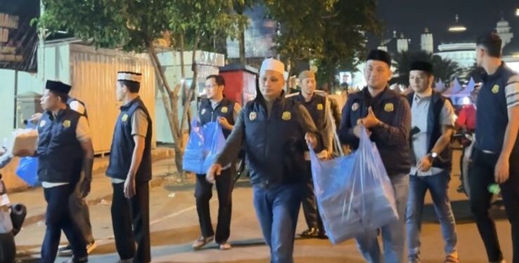 Ditreskrimsus Polda Aceh Kembali Gelar Sahur On The Road, Sasar Tukang Becak Hingga Pemulung
